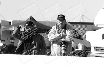 media/Dec-08-2023-Femmewalla (Fri) [[14226fd16b]]/Around the Pits-Group Photo-Prize Raffle/